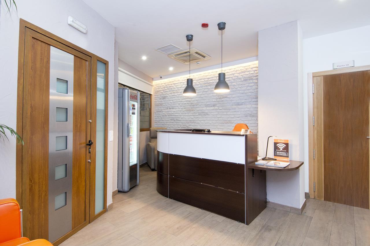 Hostal Granado Madrid Eksteriør bilde